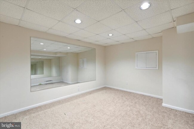 Building Photo - 116 Gleneagles Dr