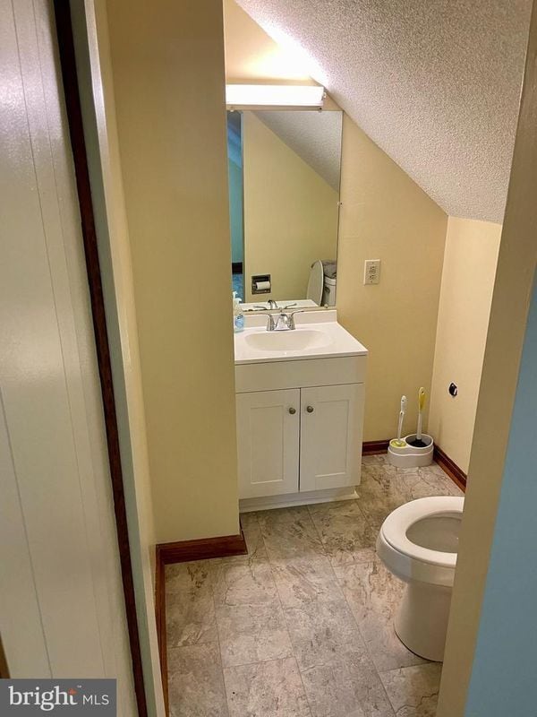 Building Photo - 519 Winchester Ave