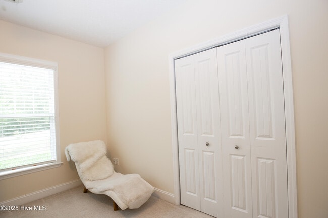 Building Photo - 5 Kemper Woods Ct