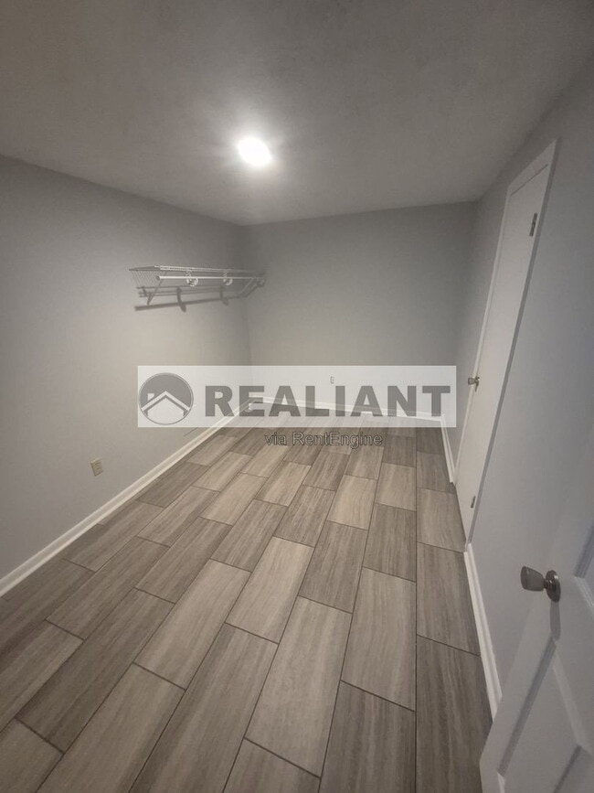 Building Photo - 1725 Promontory Dr