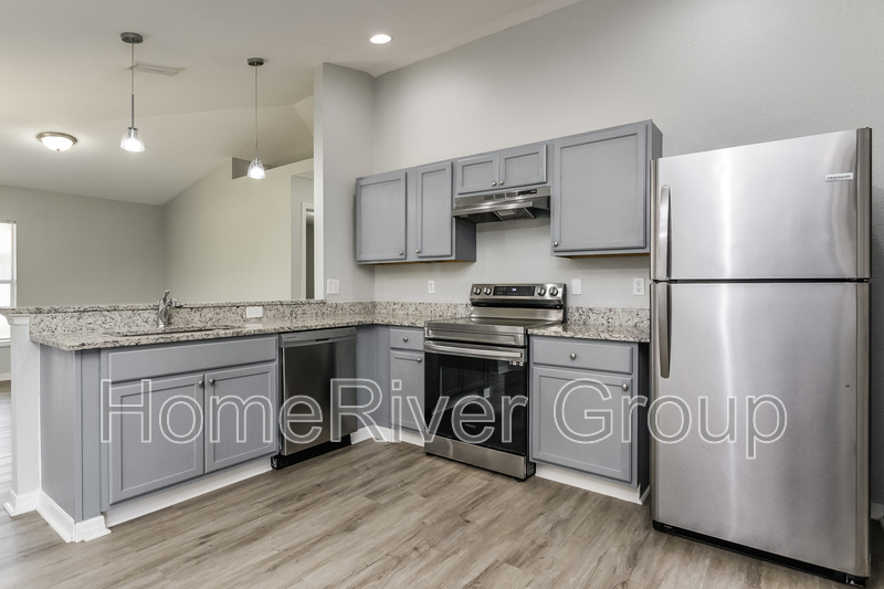 Building Photo - 701 Caracara Ct