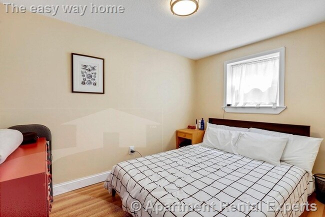 Building Photo - 81 Summer St