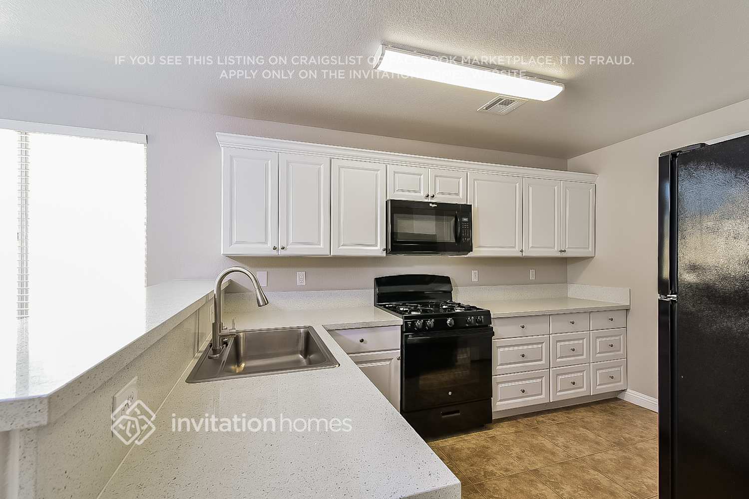 Building Photo - 5357 Jose Ernesto St