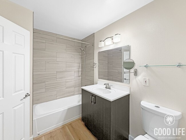 Building Photo - Modern 3BD/1.5BA Townhome in Tierrasanta with Kitchen Island, Private Yard, Pool & Tennis Court
