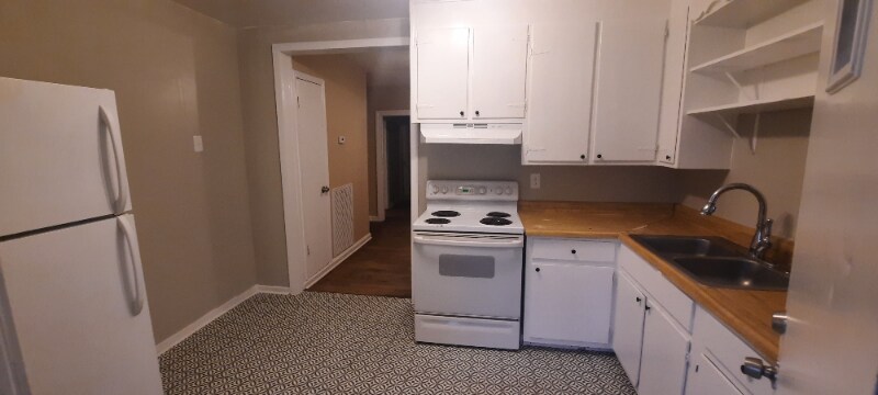 Building Photo - 1614 Elizabeth Rd