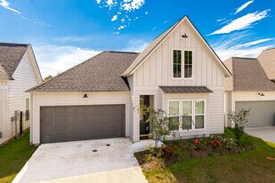 Building Photo - 8840 Southlawn Dr