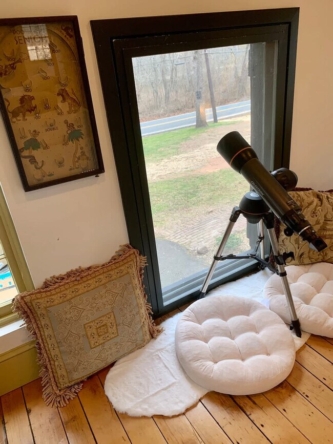 Building Photo - 1357 Canal Rd