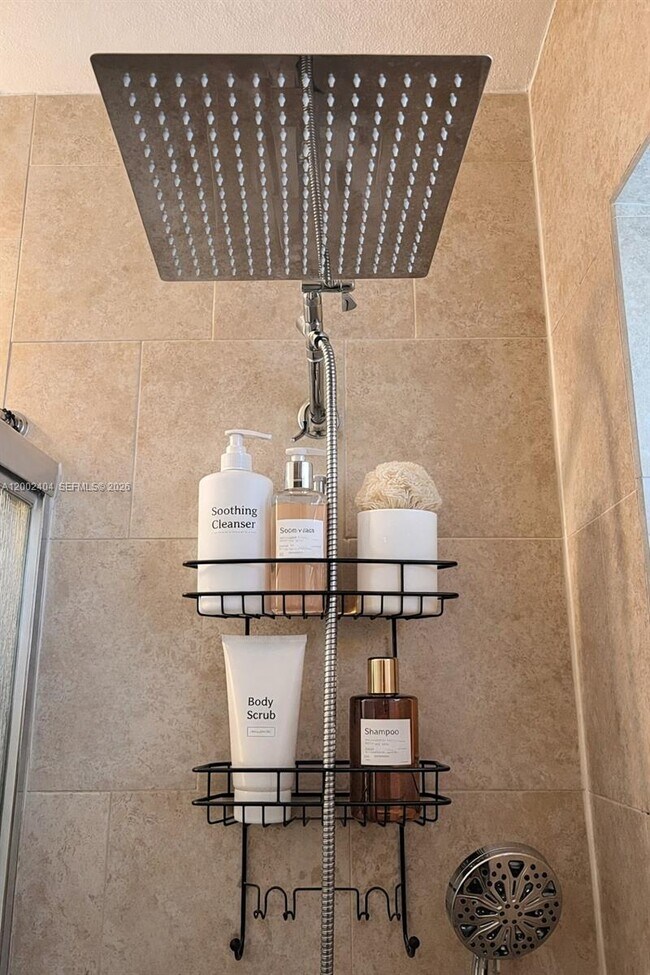 Building Photo - 581 NW 185th St