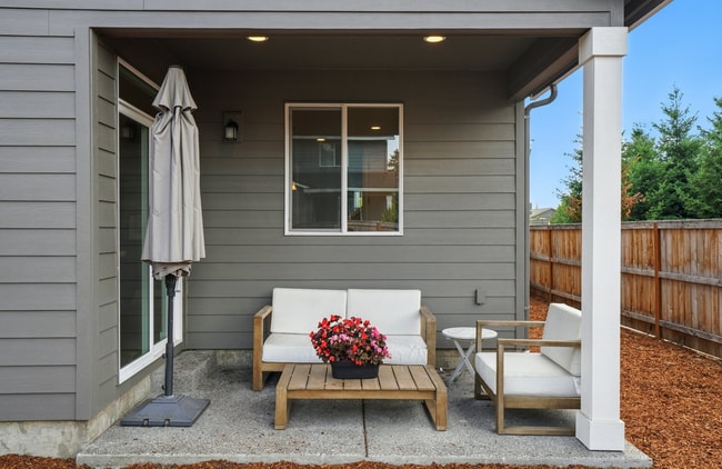 Building Photo - New Corner Lot- 3 Car Garage!