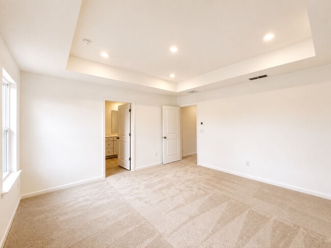 Building Photo - 2837 Rosehall