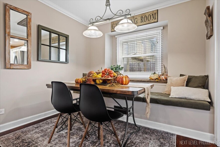 Building Photo - 3484 Fox Hill Rd