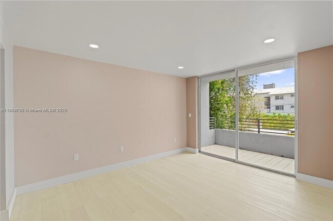 Building Photo - 8201 NW 8th St