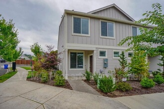 Building Photo - 6921 NE 16th Ave
