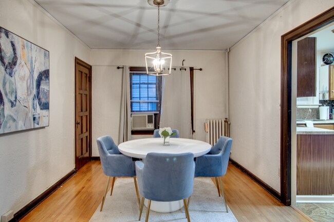 Building Photo - 131 S 39th St