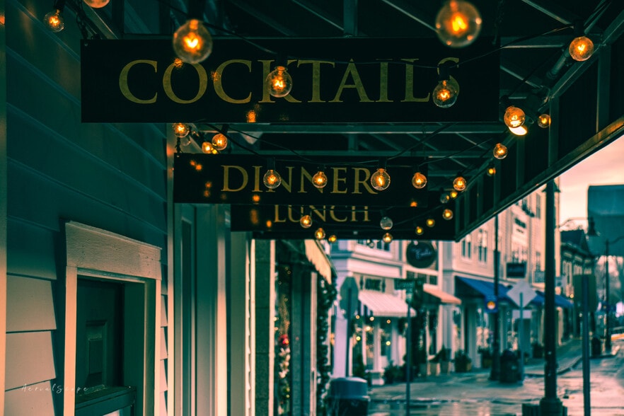 Building Photo - 36 Pequotsepos Rd