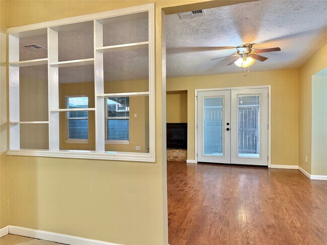 Building Photo - 5800 Lumberdale Rd