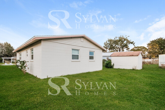 Building Photo - Spacious 3BR Home Awaits You!