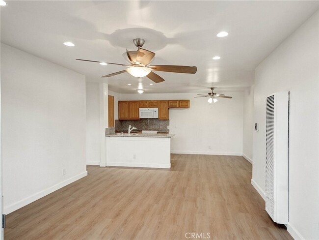 Building Photo - 4727 W 147th St