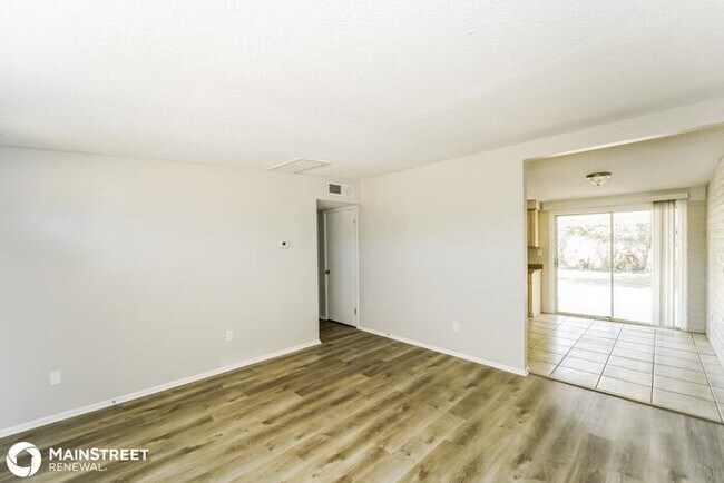 Building Photo - 3232 E STALLION LN, TUCSON, AZ 85739