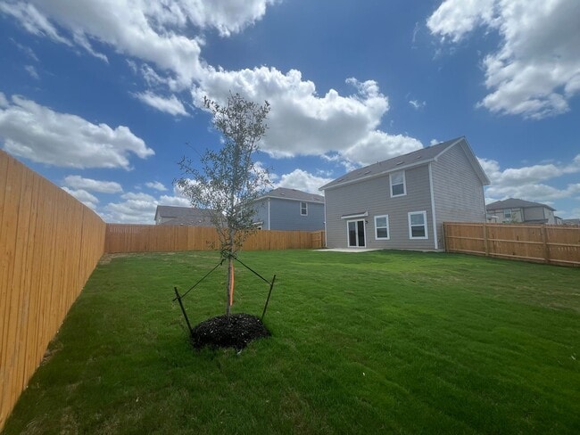Building Photo - Charming 3/2.5 2 Story Home in Hiddenbrook