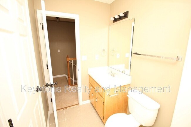 Building Photo - 3834-C Jockey Dr