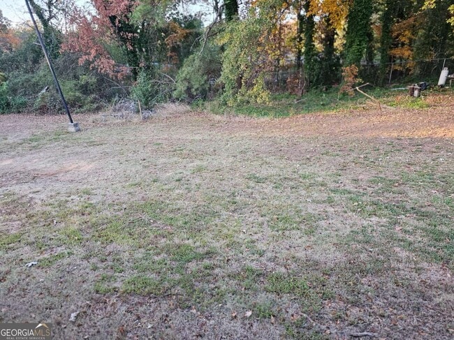 Building Photo - 3223 Tulip Dr