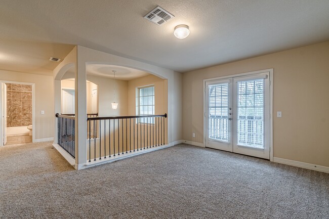 Building Photo - 736 Great Cloud Dr