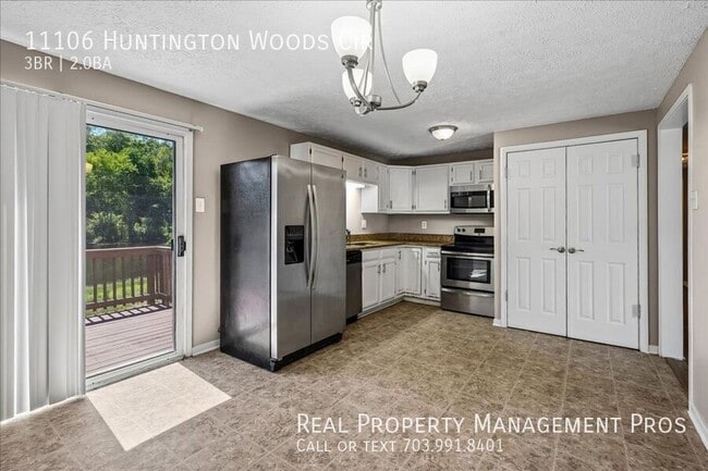 Building Photo - 11106 Huntington Woods Cir