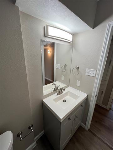 Building Photo - 826 Quinette Dr