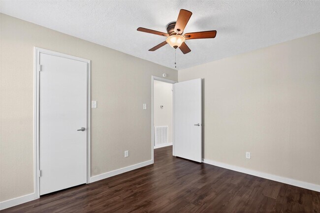 Building Photo - 11907 Duran Canyon Ln
