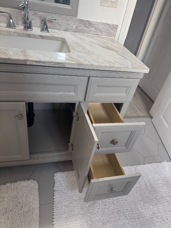 Building Photo - 1920 1/2 W 4th St