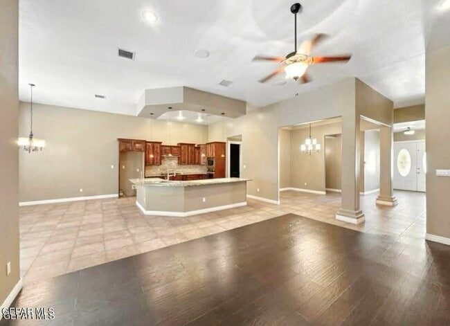 Building Photo - 13574 Emerald Falls Dr