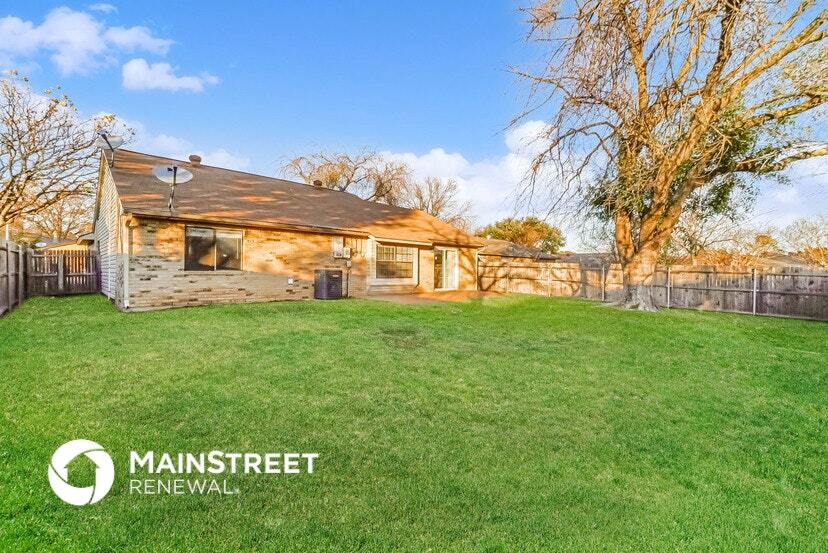 Building Photo - 3809 Bee Tree Ln