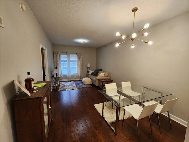 Building Photo - 195 14th St NE