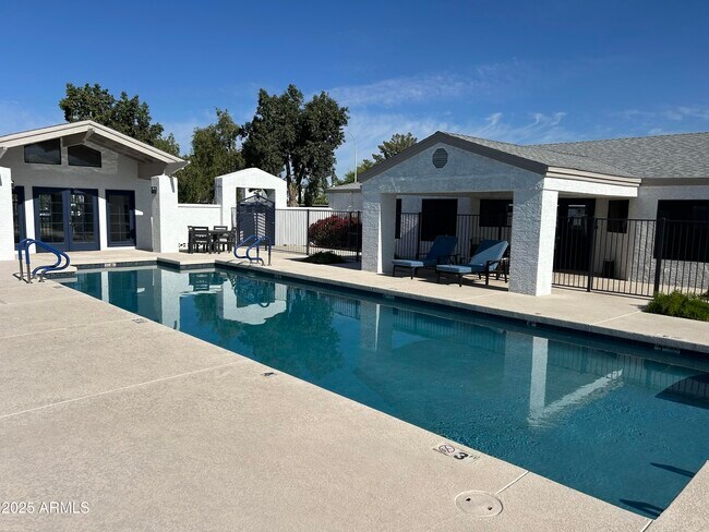 Building Photo - 1444 N Recker Rd