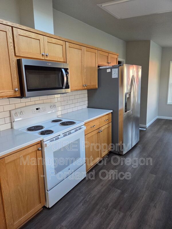 Building Photo - 32020 SE Wren Rd