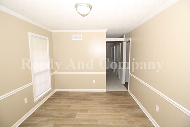 Building Photo - 4496 Green Creek