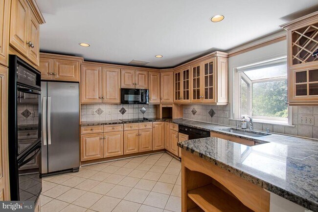 Building Photo - 7701 Zulima Ct