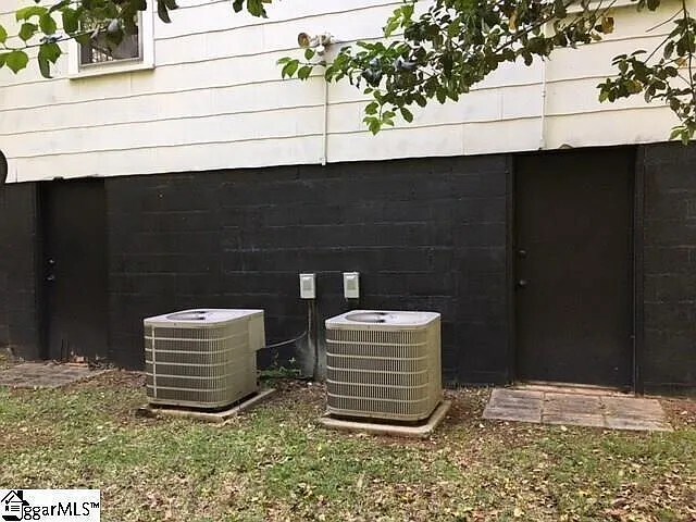 Building Photo - 102 Lowndes Ave