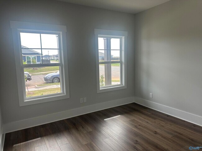 Building Photo - 12515 Buck Rd