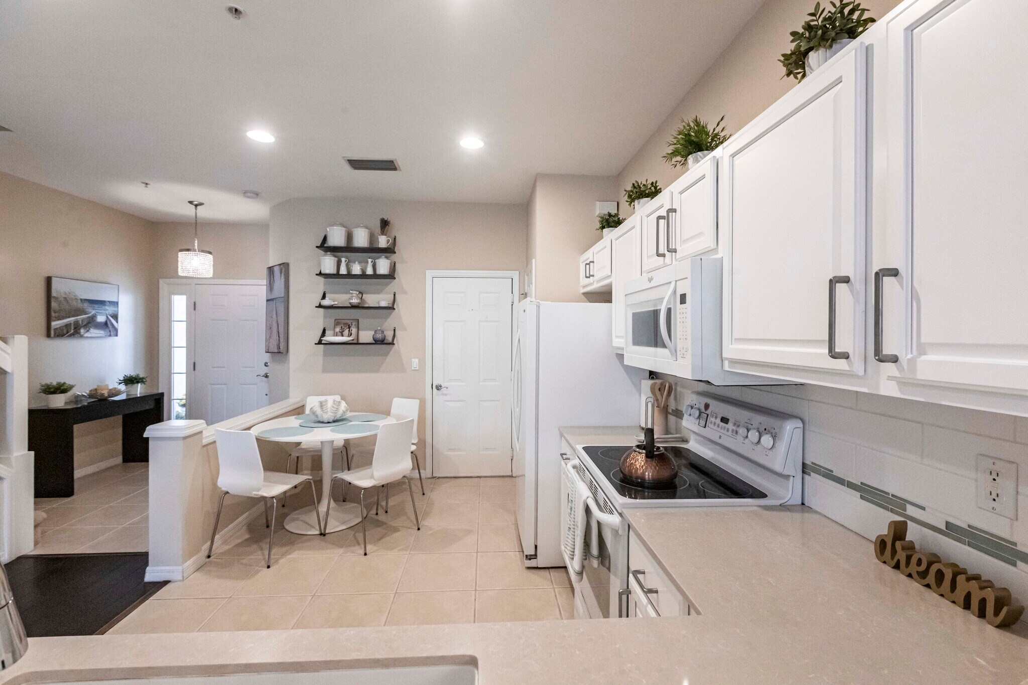 Building Photo - 15616 Marcello Cir