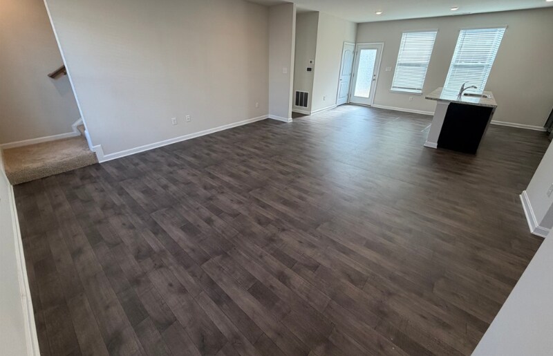 Building Photo - 61 Filbert Dr