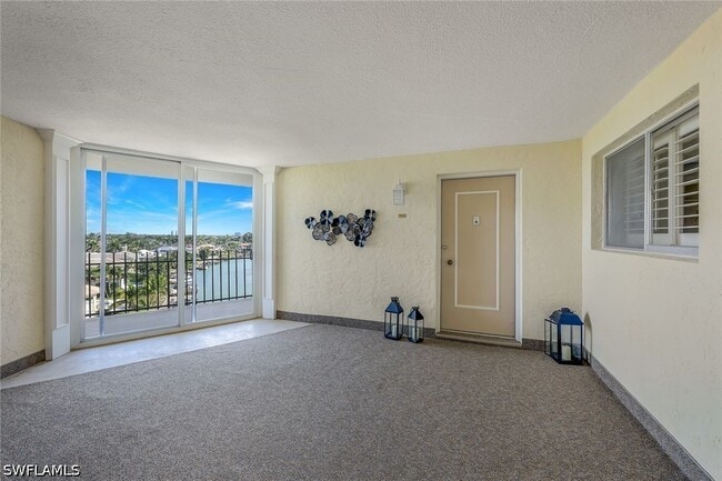 Building Photo - 2150 Gulf Shore Blvd N