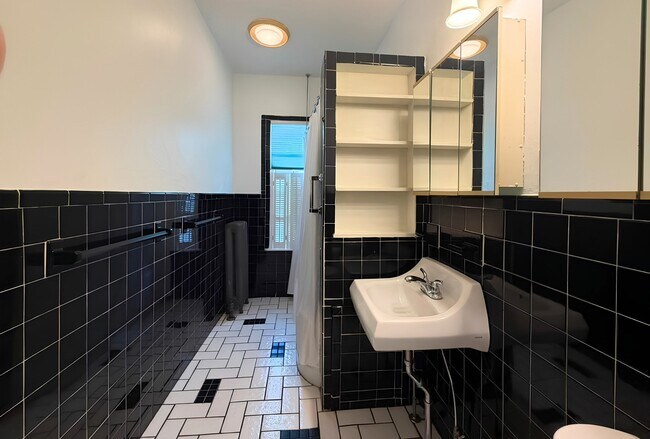 Building Photo - 62 Firglade Ave