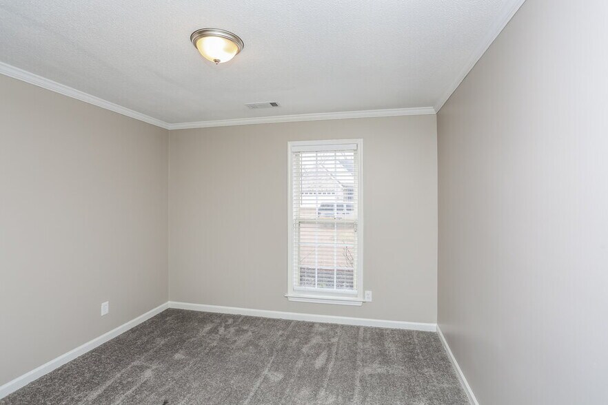 Building Photo - 9250 Speerberry Cir