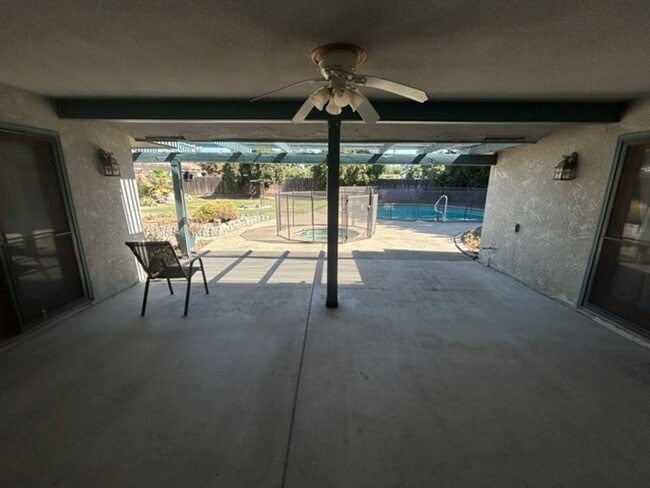 Building Photo - 3 Bedroom 2 Bathroom with a Bonus Room and Pool in the El Diamante School District!