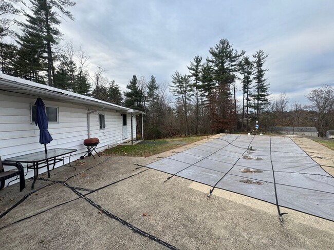 Building Photo - 4813 Sayre Ave