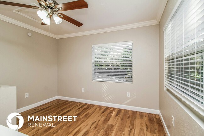 Building Photo - 1277 W Forest Lake Dr