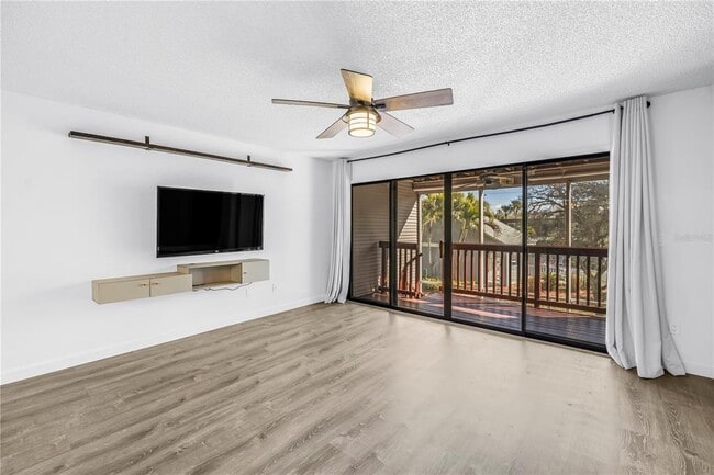 Building Photo - 9613 Tara Cay Ct