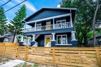 Building Photo - 2817 N Taliaferro Ave